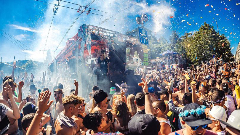 Street Parade Love Mobiles